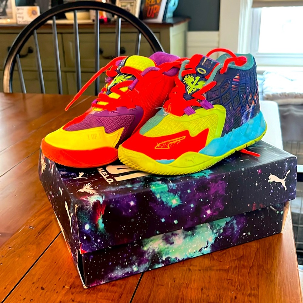 Kids size 12 MB 1 Be YOU